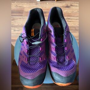 Salomon Women’s Purple Trail Sneakers — 7.5